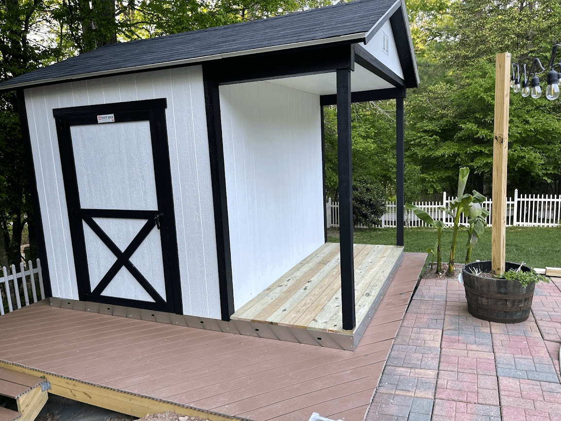 TR-800 bar storage shed. With storage on the side of the shed.
