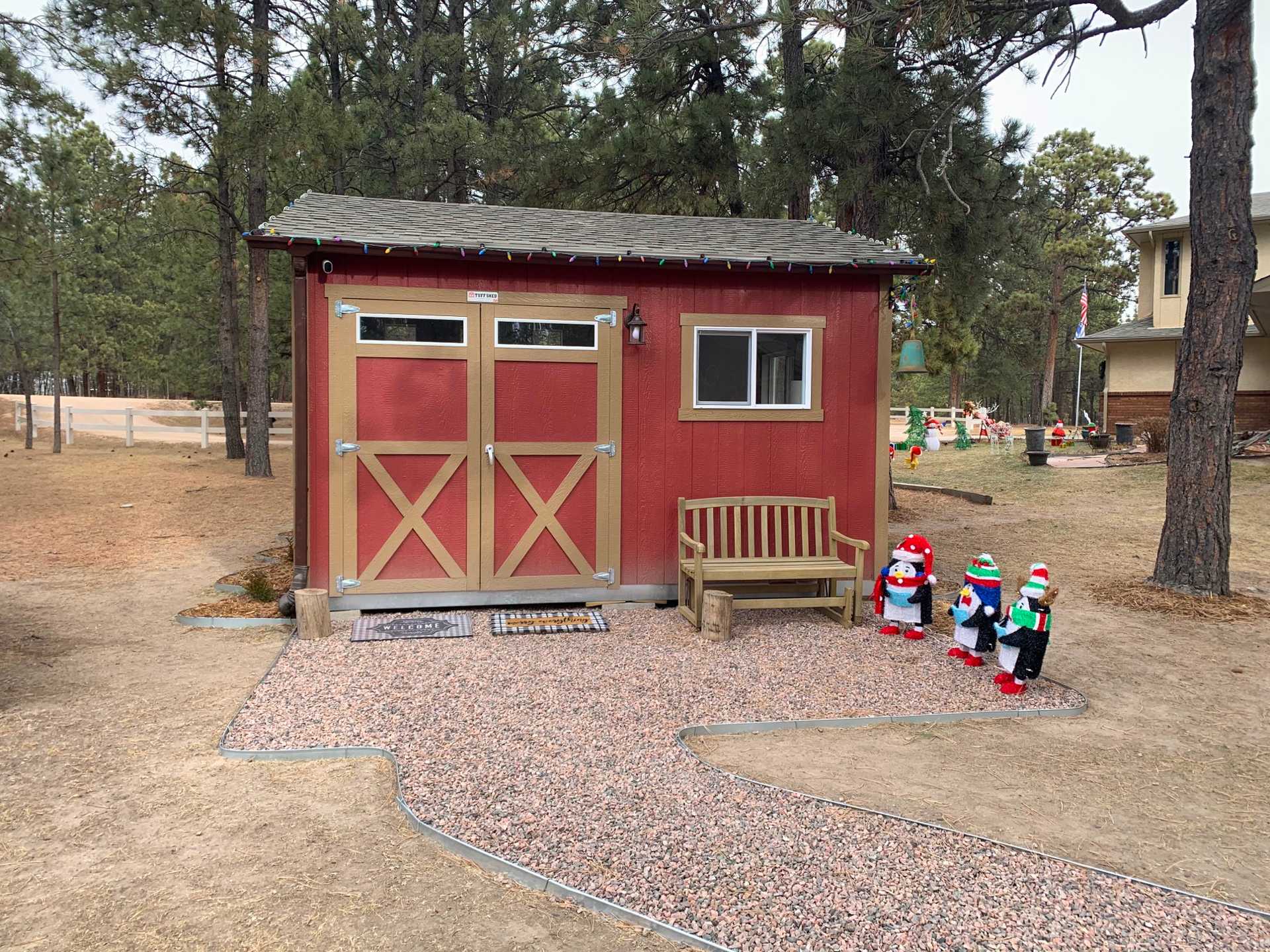 TR-800 Therapeutic Retreat in the front from a wide angle. Red walls and brown trim.